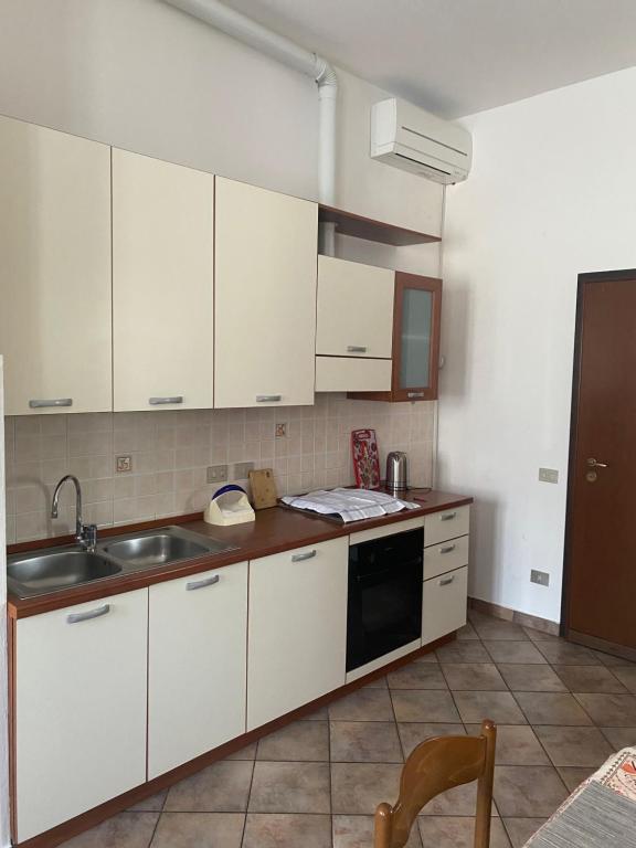 Kuchyň nebo kuchyňský kout v ubytování Casa Silvana