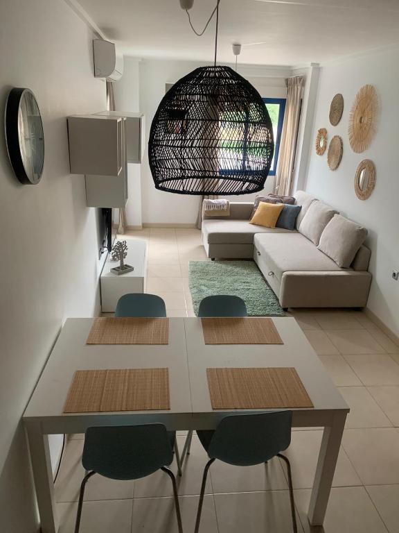 Alicante Apartments - Hizvo