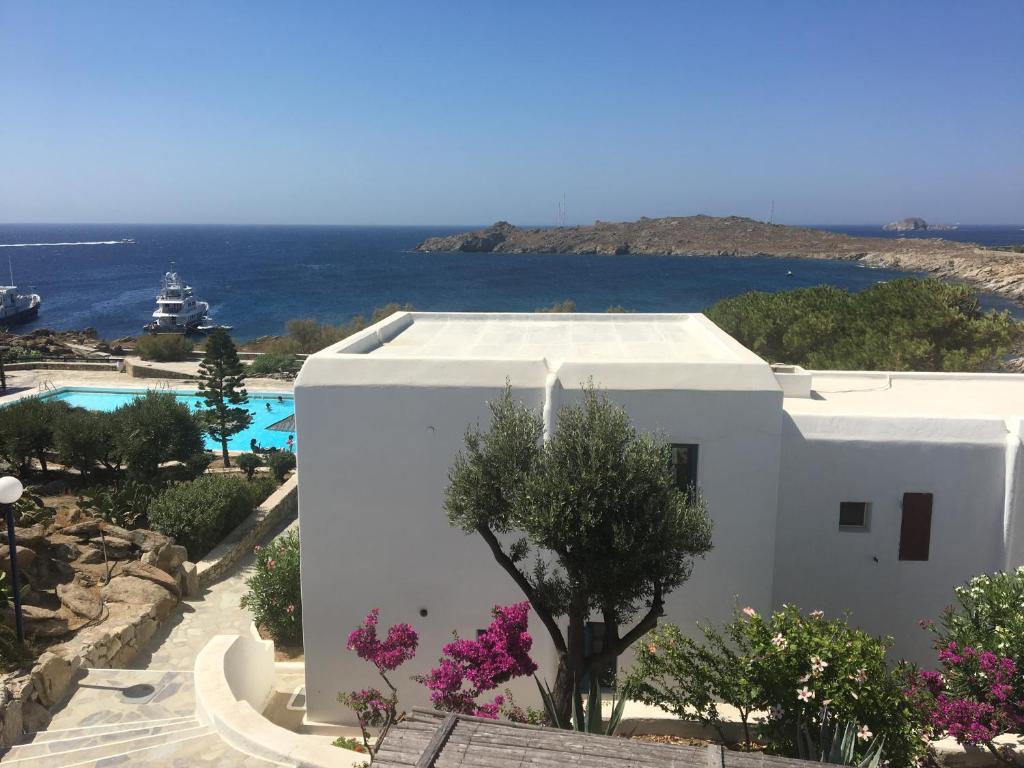 Jolie seaside maisonette!