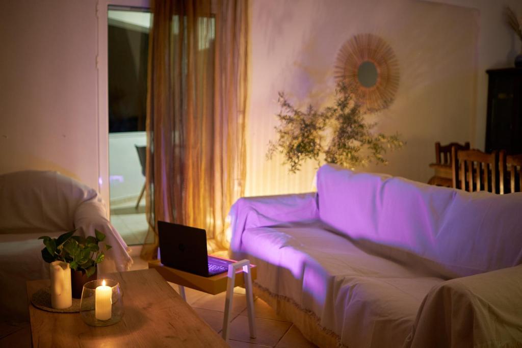 Posezení v ubytování Royal Sea View Villa