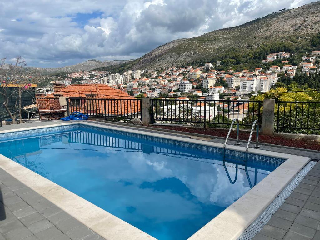 Πισίνα στο ή κοντά στο Rooms Tirreno