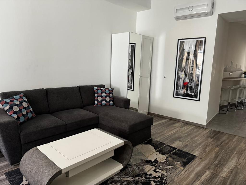 Posedenie v ubytovaní Hősök Tornya Apartman