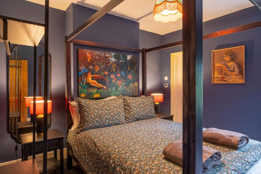 City Centre Luxury House - Garden Oasis, Kingsize beds - Hizvo