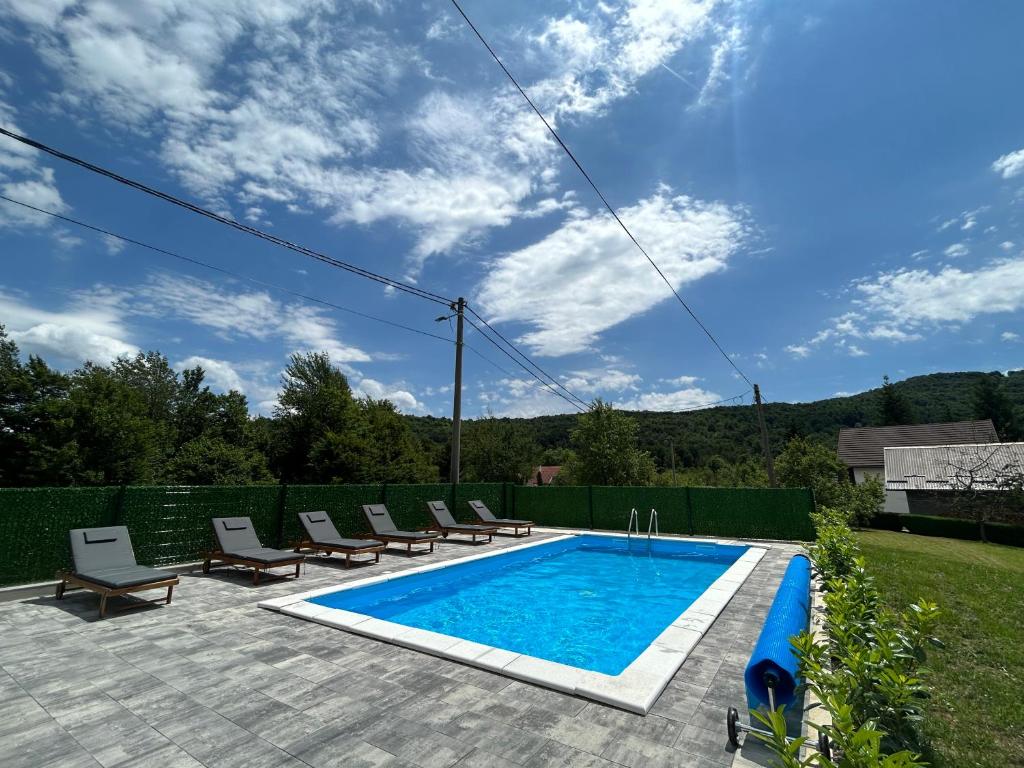 Apartments and Rooms Krizmanic - 10