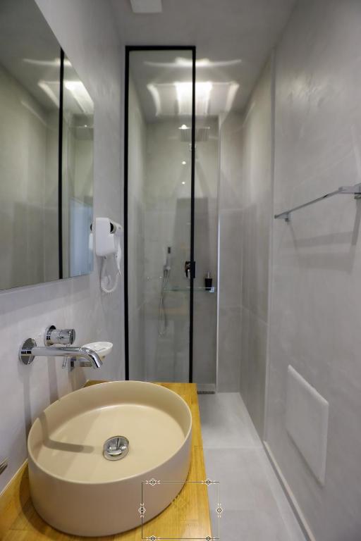 Koupelna v ubytování HM Boutique Hotel