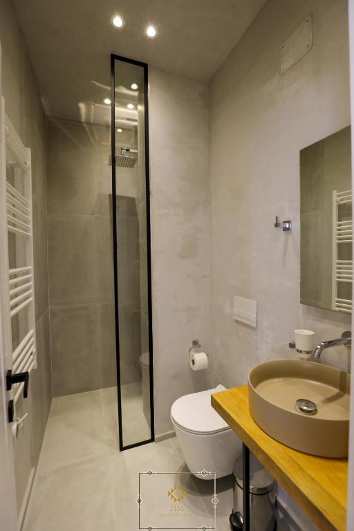 Koupelna v ubytování HM Boutique Hotel