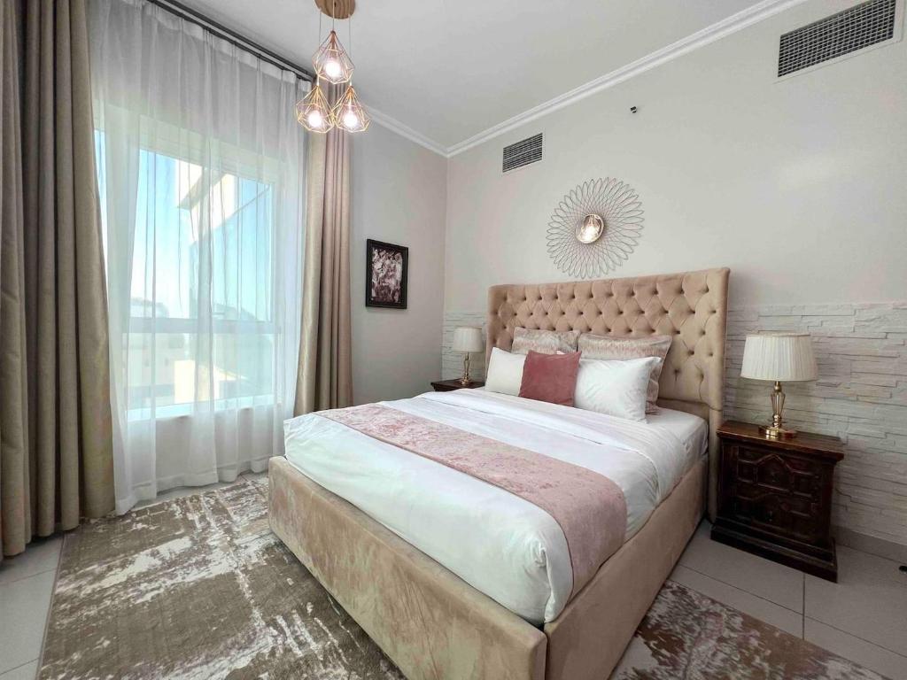 Fotografie z fotogalerie ubytování Unique, Elegant Top Floor Apartment With Sea View v Dubaji
