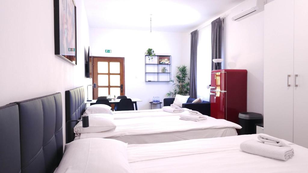 Postel nebo postele na pokoji v ubytování Rooms Koblar