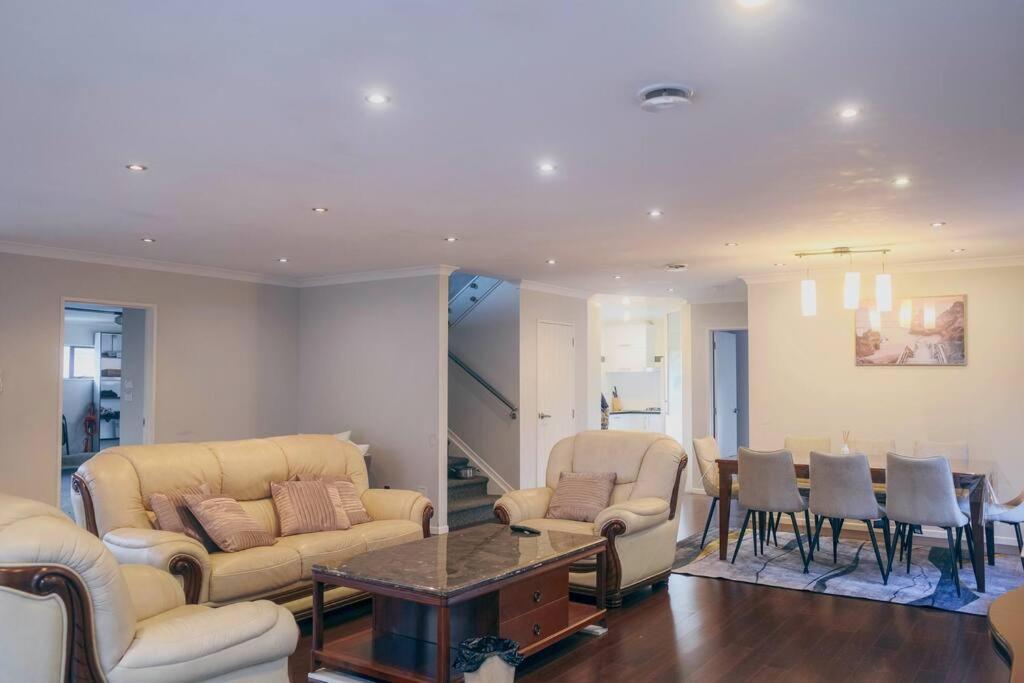 Hillsborough Spacious 3BR with Ensuite -12mins frm Airport - Resim 39