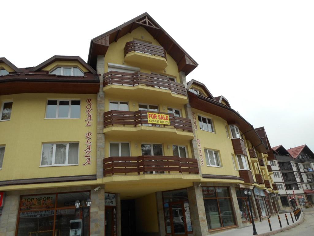 TES Royal Plaza Apartments - Estudio
