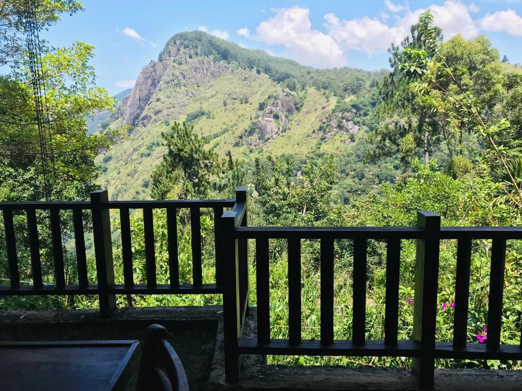 Nespecifikovaný výhled na hory nebo výhled na hory při pohledu z bed and breakfast