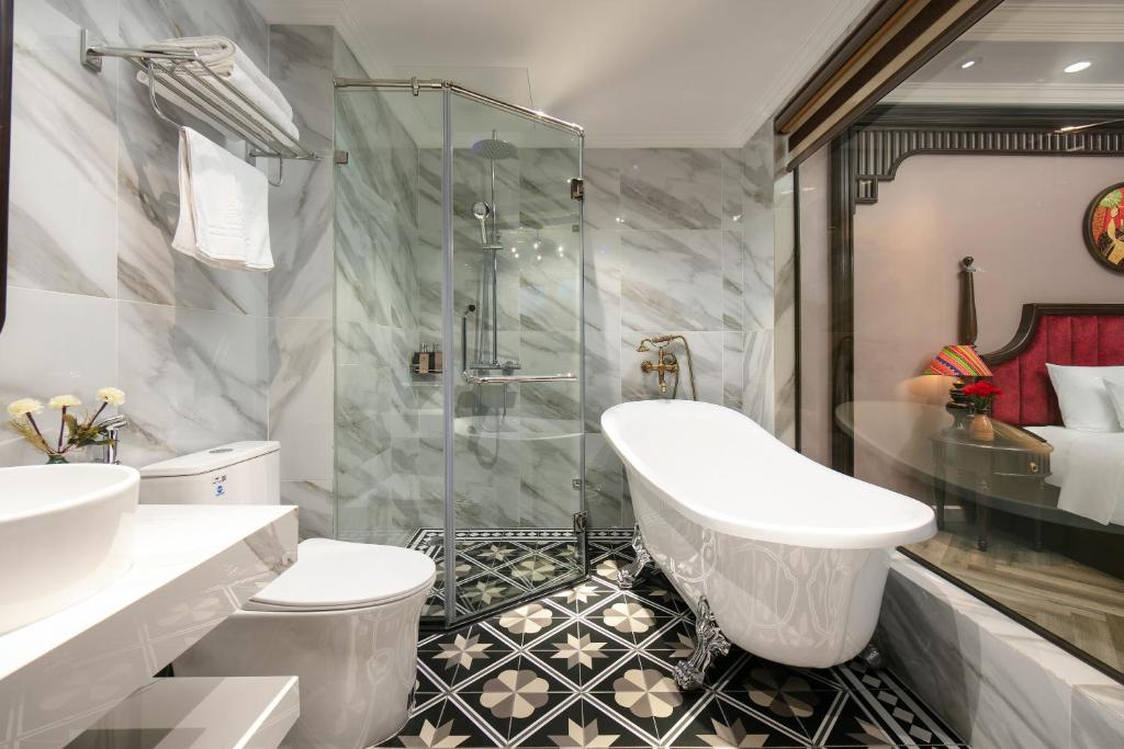 Suite Premier Nhìn Ra Thành Phố