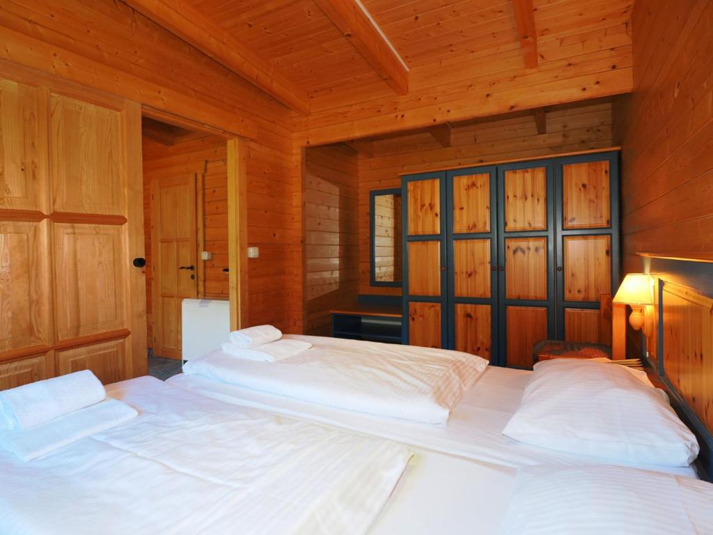 Postel nebo postele na pokoji v ubytování Forsthaus Langenberg