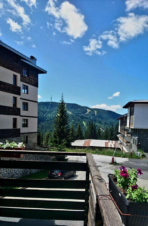 Nespecifikovaný výhled na hory nebo výhled na hory při pohledu z apartmánu