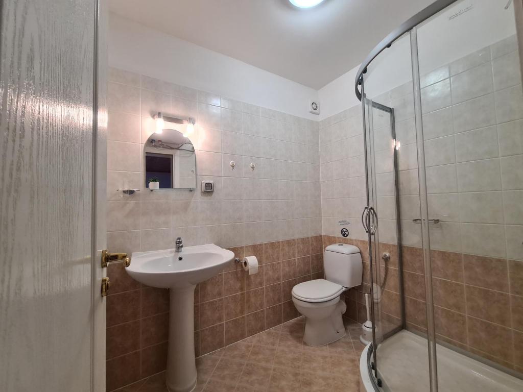 Koupelna v ubytování Saphir apartment , Rhodopi Pearl Pamporovo