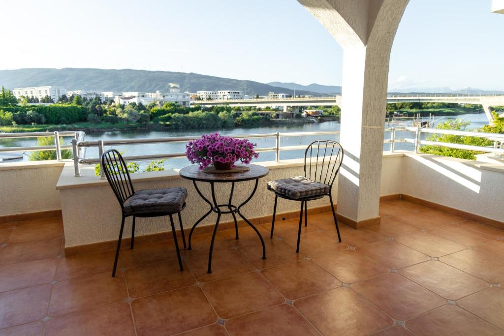 Apartments Gucci - Studio Con Il Lago View