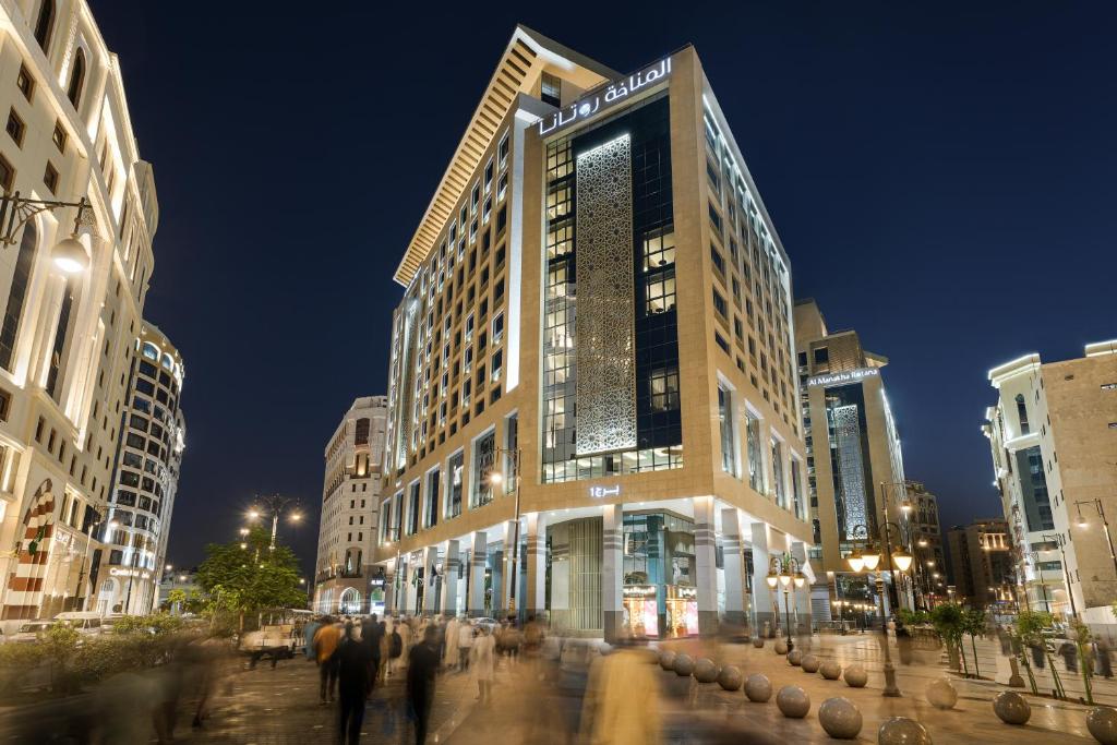 Al Manakha Rotana Exterior