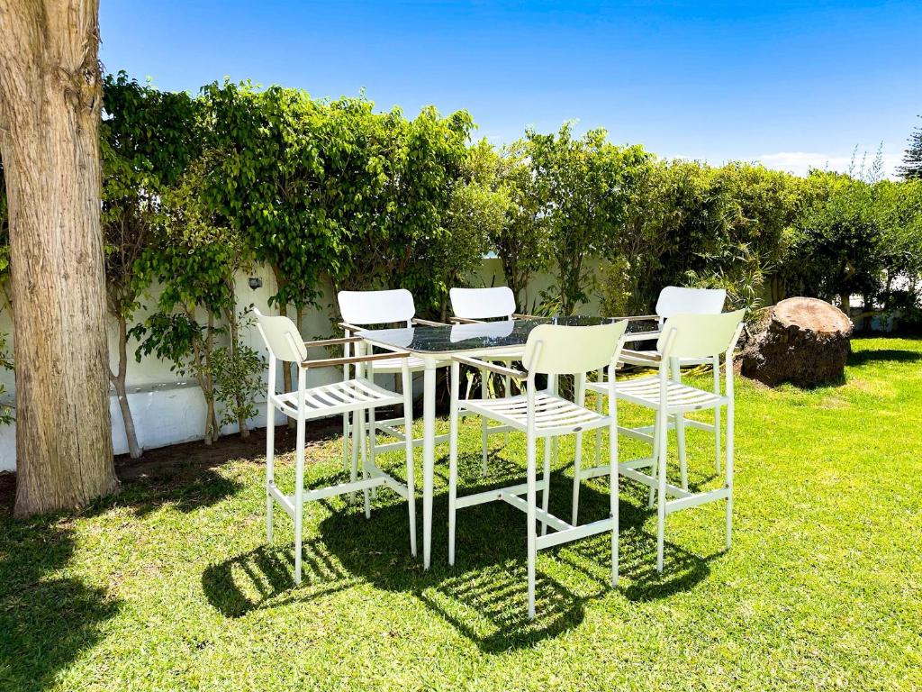 Zahrada ubytování Villa Punique: Villa exceptionnelle avec vue mer