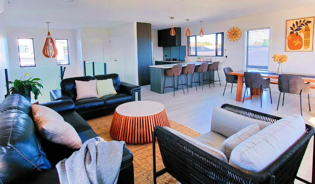 Better than Home - NEW Lake View - Resim 1