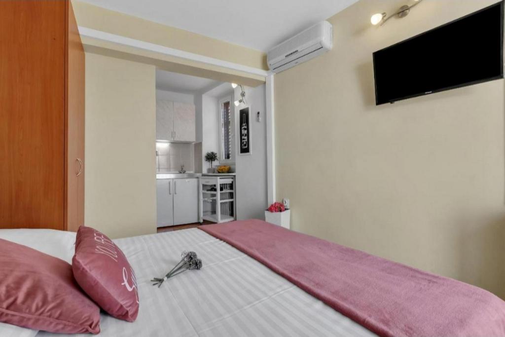 Apartments and rooms by the sea Podgora, Makarska - 2623 - Studio Avec Balcon Et Vue Sur La Mer