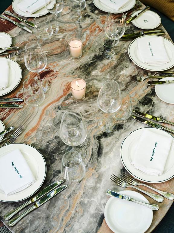 The Twentyone - Resim 22