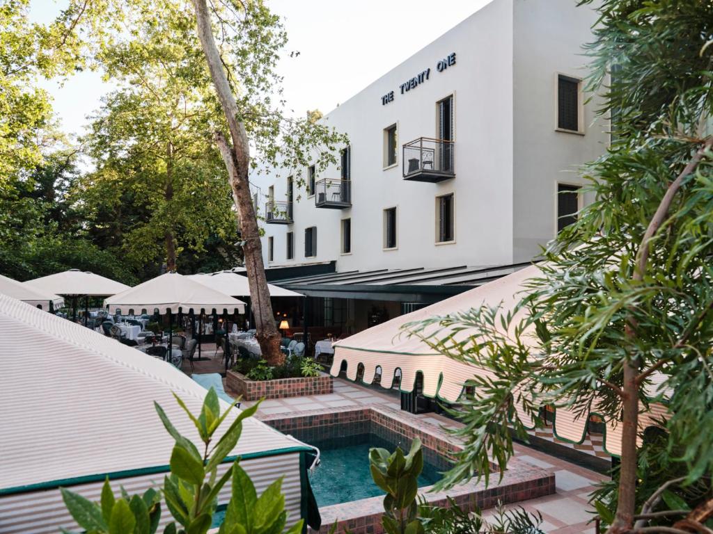 The Twentyone - Resim 31