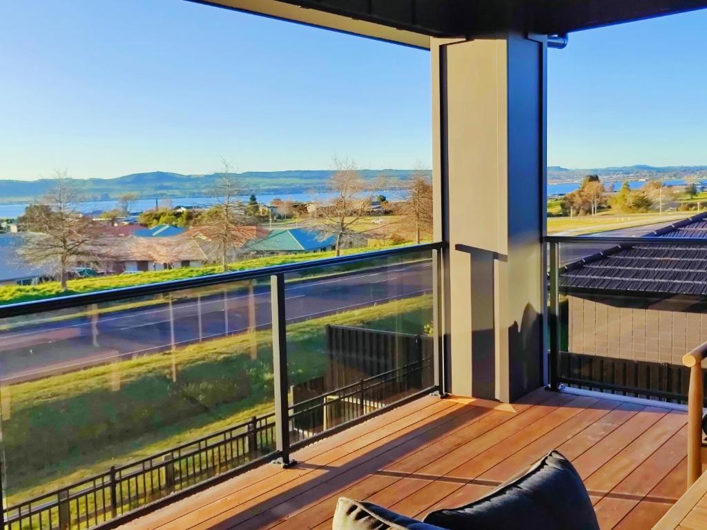 Better than Home - NEW Lake View - Resim 6