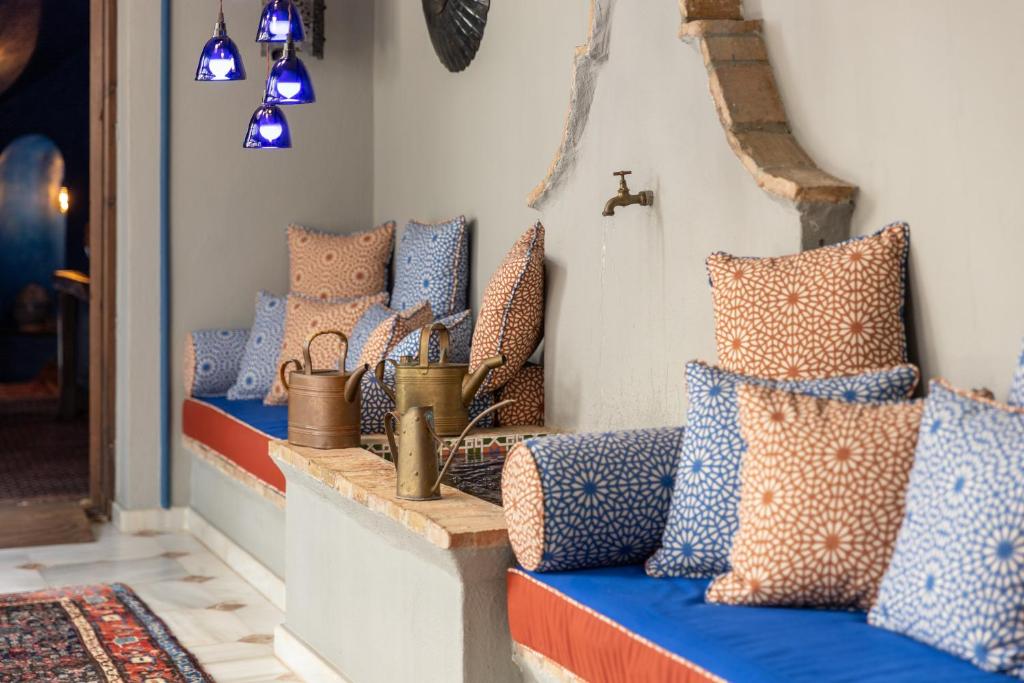 Posezení v ubytování CasaBlu - An Andalusian Boutique Hotel