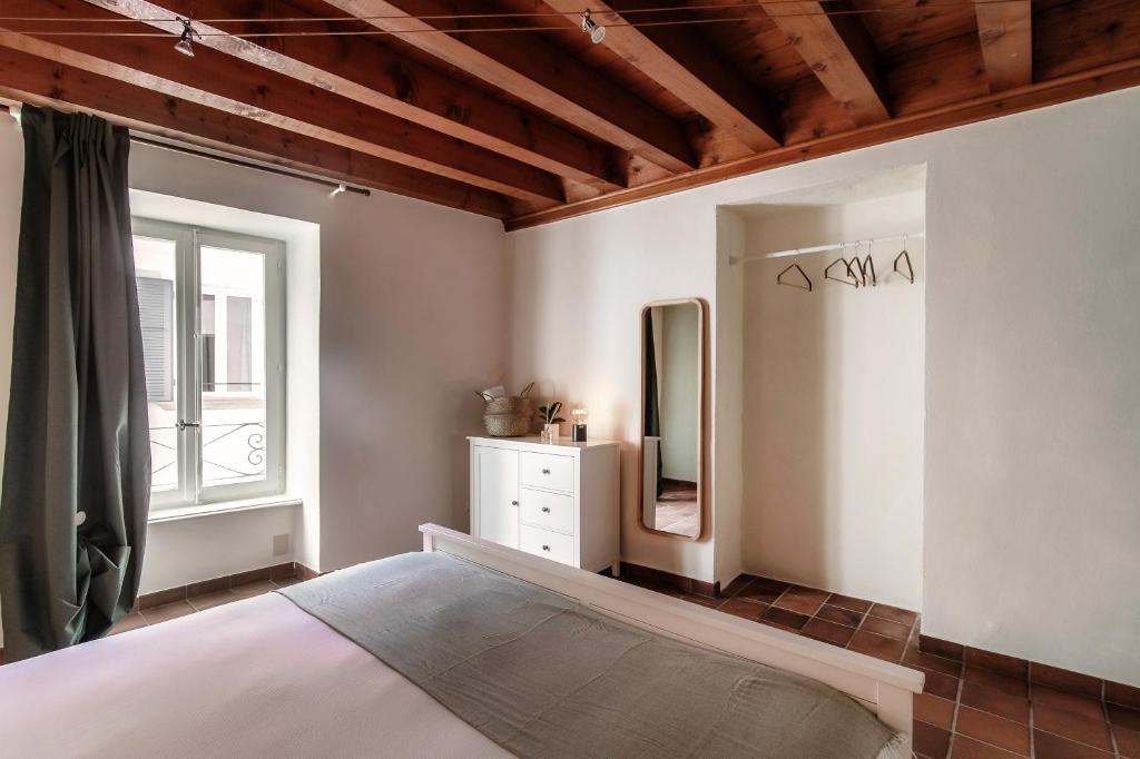 Pardo Apartments by Quokka 360 - Locarno old town - Resim 42