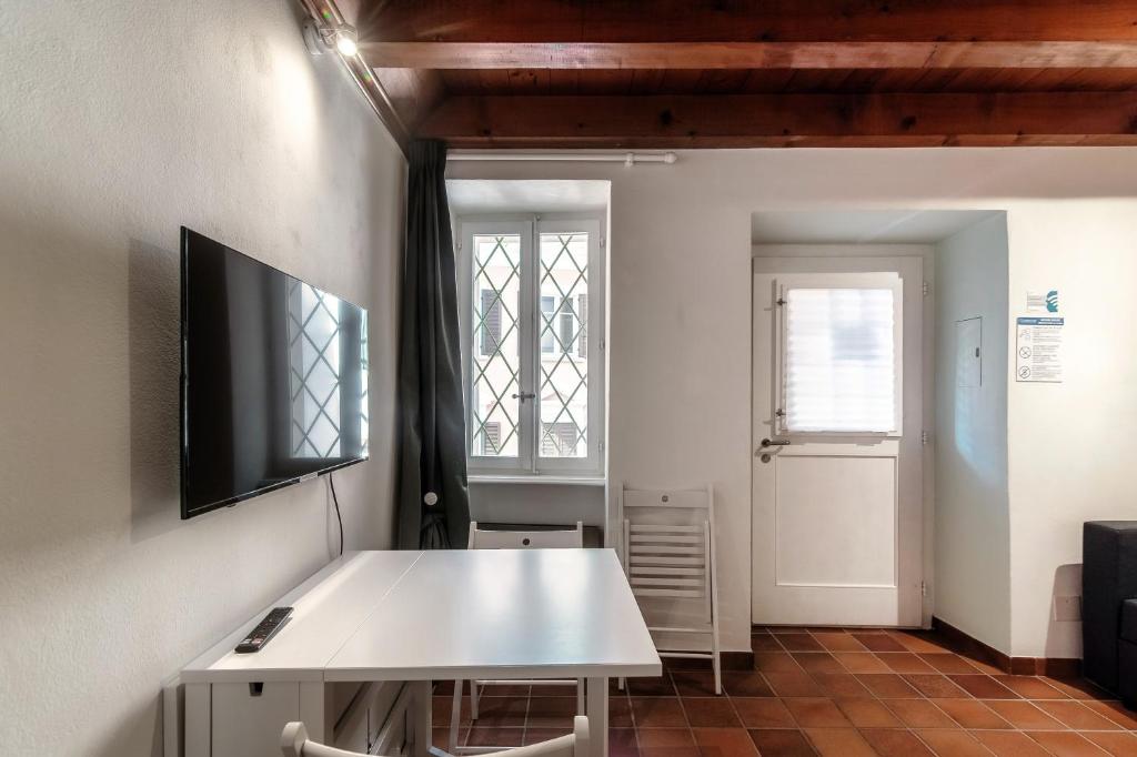 Pardo Apartments by Quokka 360 - Locarno old town - Resim 27