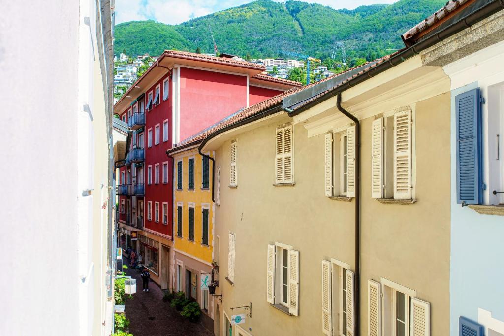 Pardo Apartments by Quokka 360 - Locarno old town - Resim 10