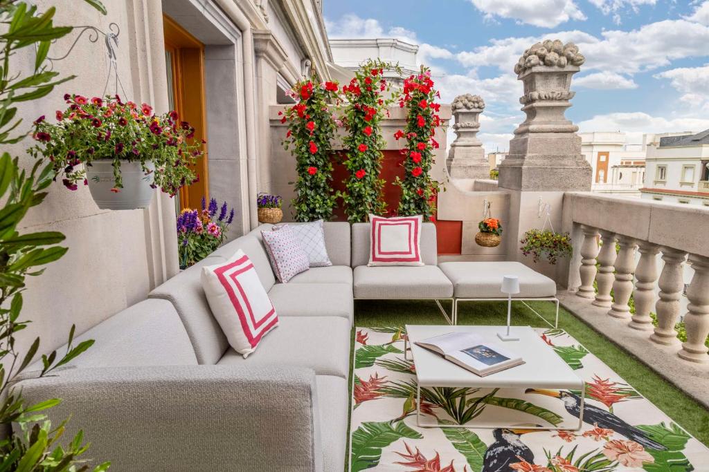 NH Collection Madrid Abascal - Resim 1