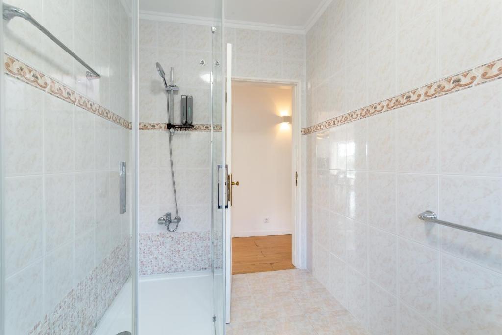 Moro's Friends House - Cascais - 7