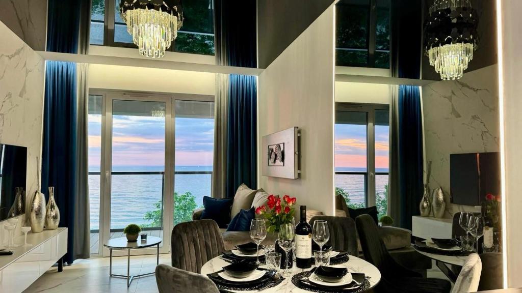 Apartament z widokiem na morze- USTRONIE APARTMENTS Nadmorski Luksus Apartamenty