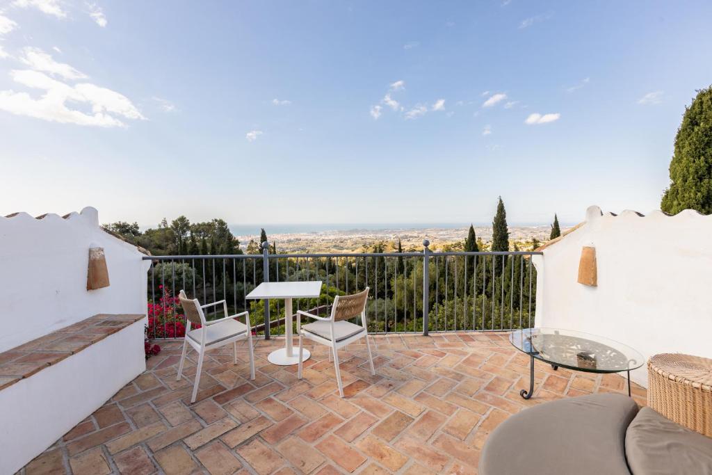 Balkón nebo terasa v ubytování CasaBlu - An Andalusian Boutique Hotel