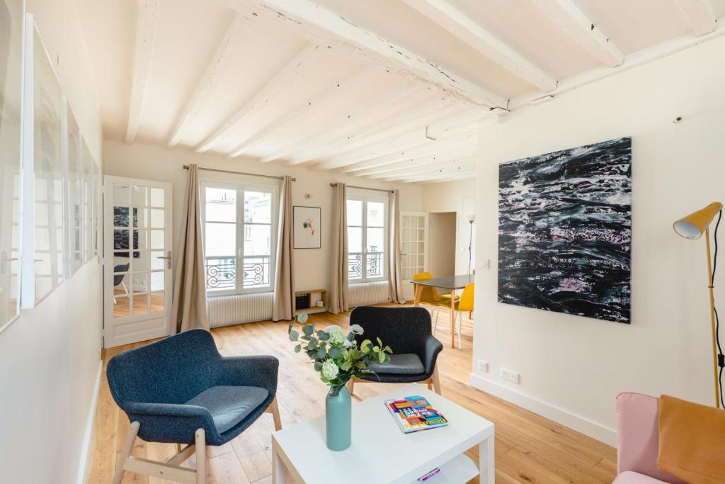 Część wypoczynkowa w obiekcie GuestReady - Estadia tranquila em Le Marais