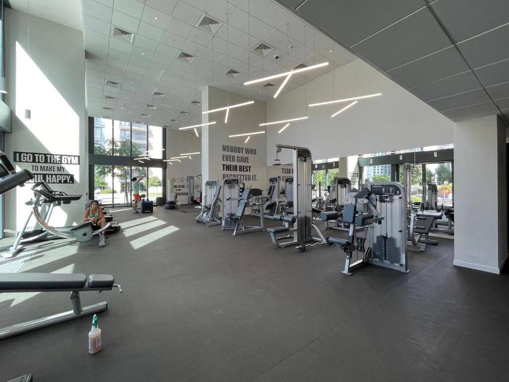 Fitness centrum a/nebo fitness zařízení v ubytování GuestReady - Magnificent heart of Downtown