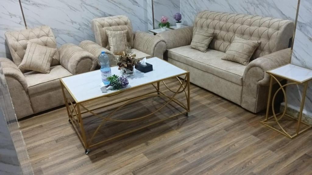 Posezení v ubytování Salalah-Al Shwamekh Suites