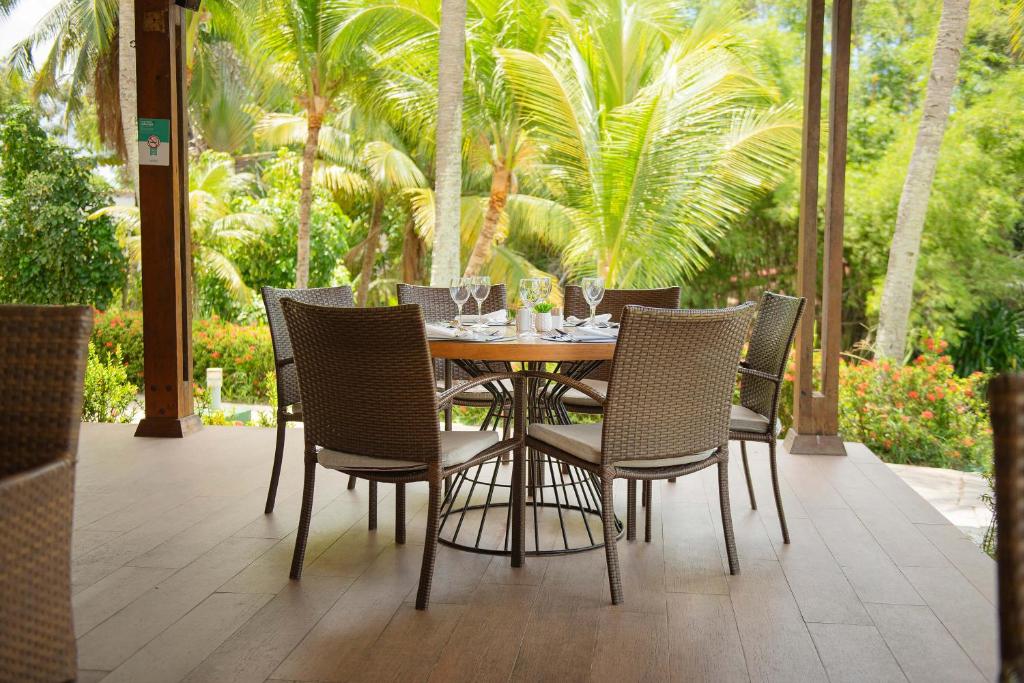 Zahrada ubytování Hotel Deville Prime Salvador