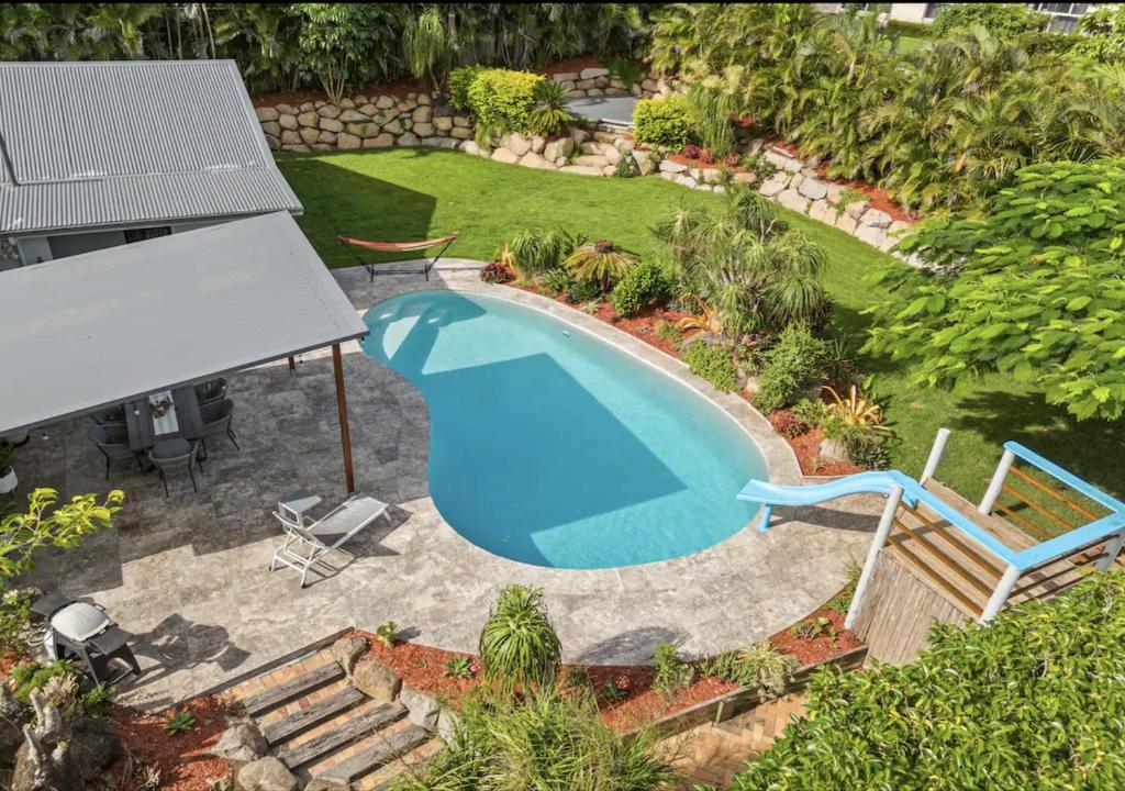 Large Stylish 4BR Pet-Friendly Pool Paradise - Maison De Vacances De Quatre Chambres