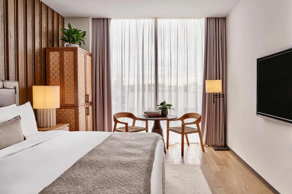 Skyline One Bedroom Suite