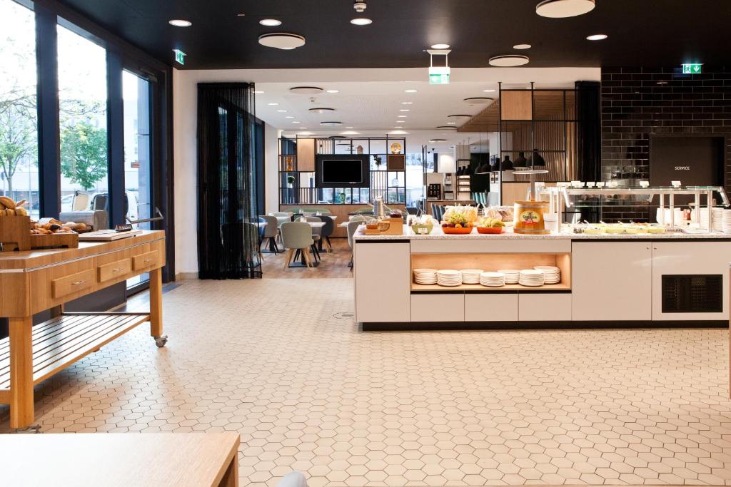 Holiday Inn Berlin City East Side by IHG - Resim 15