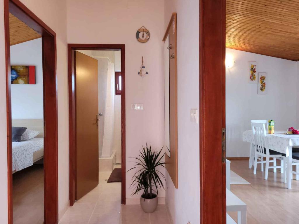 Część wypoczynkowa w obiekcie Apartment Valbandon, Istia 3