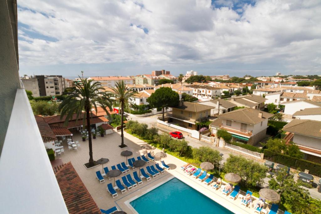 Bazén v ubytování Ibersol Playa Dorada nebo v jeho okolí