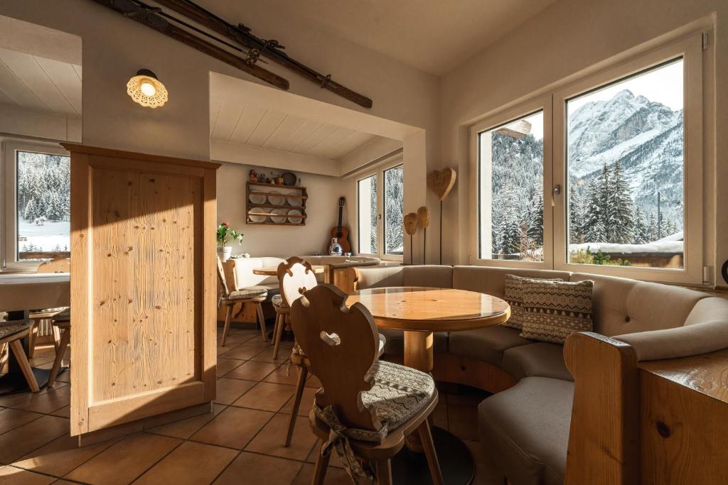 Fotografie z fotogalerie ubytování Hotel Sassleng v destinaci Canazei
