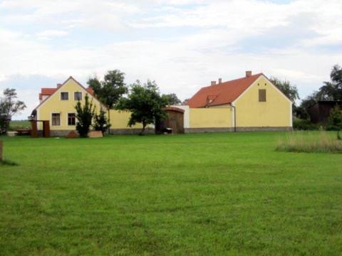 Budova, kde se penzion – hostinec nachází