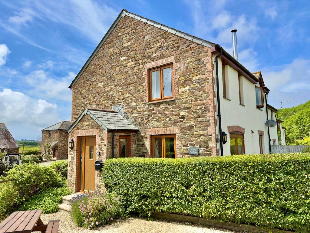 Wharf Cottage, Padstow (updated prices 2026)