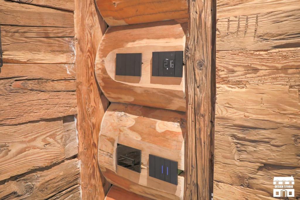 Fotografie z fotogalerie ubytování CHALET ANTICO LEGNO by Design Studio v destinaci Sueglio