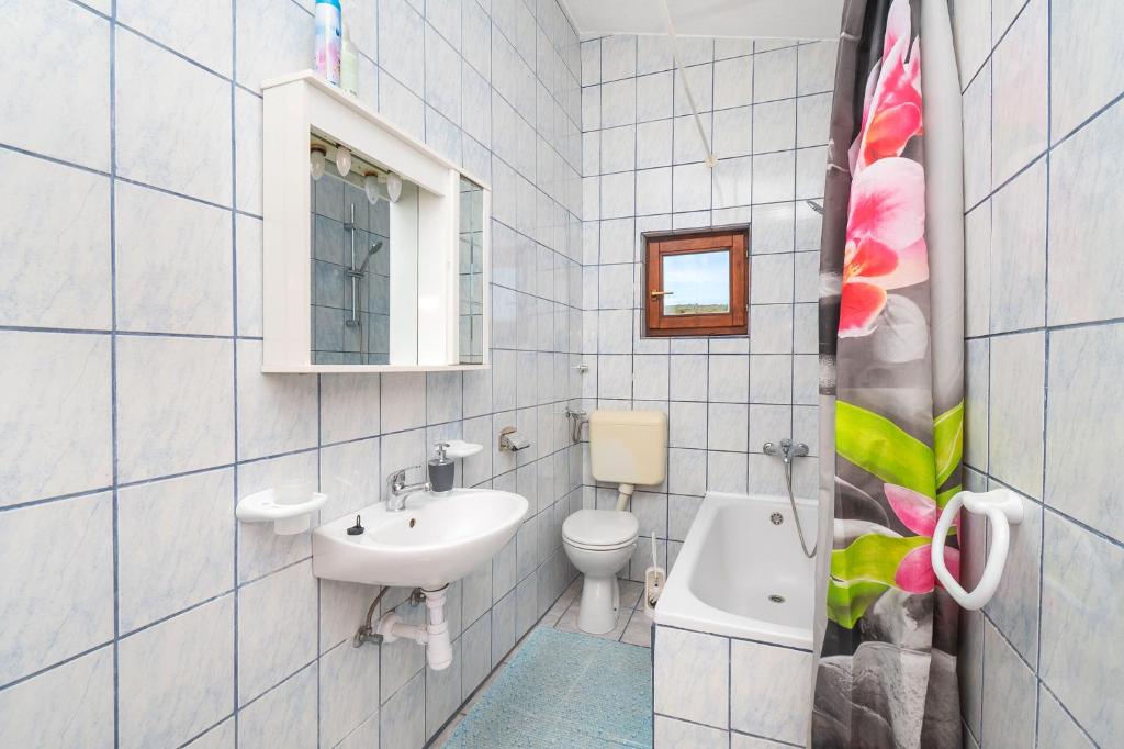 Koupelna v ubytování Apartments Sinisa