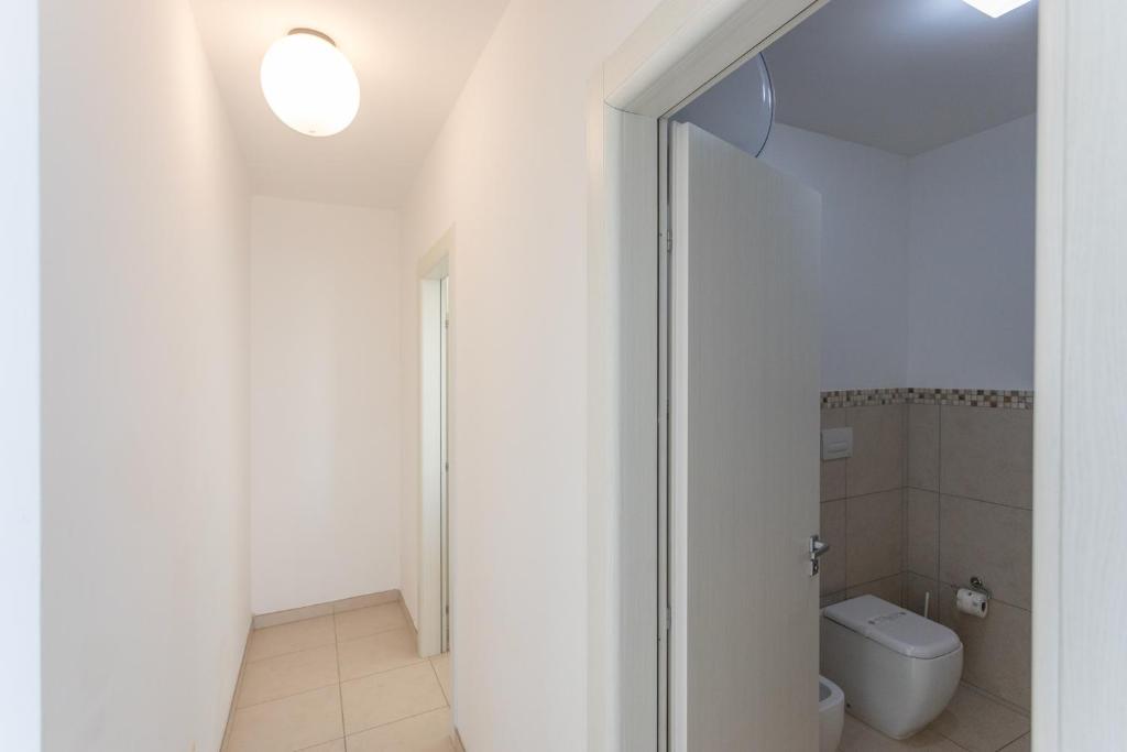19 Summer Suites - Three-Bedroom Deluxe Apartment